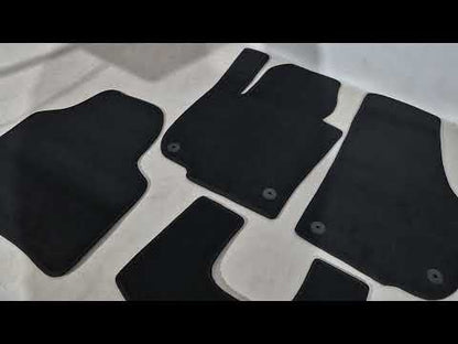Carpet Floor Mats Premium (black) for Skoda Superb 2009-2015 - video 1