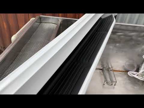 Side sills (Lexus design 2016+) for Lexus LX570/450d - image 1