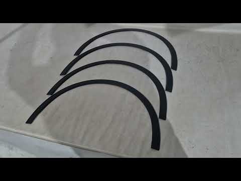 Fender trims (4 pcs, black) for Volkswagen Touran 2010-2015 - video 1