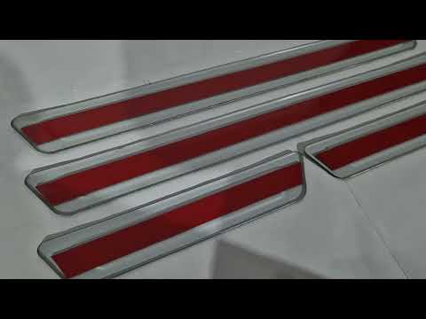 Universal Door Sill Protectors Renault V-3 (4 pcs, Stainless Steel) for Renault - video 1
