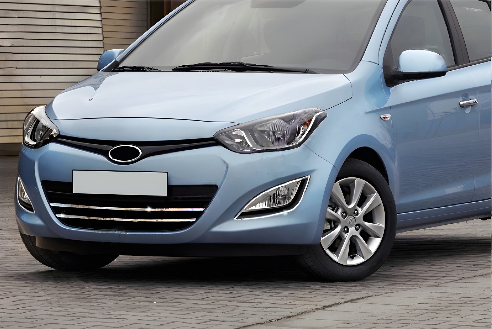 Grille trim strips (2 pcs, stainless steel) for Hyundai I-20 2012-2014 - image 1