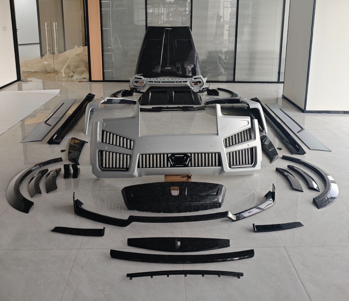 MNSR Carbon Body Kit (for 2024+) for Rolls-Royce Cullinan 2018- - image 1