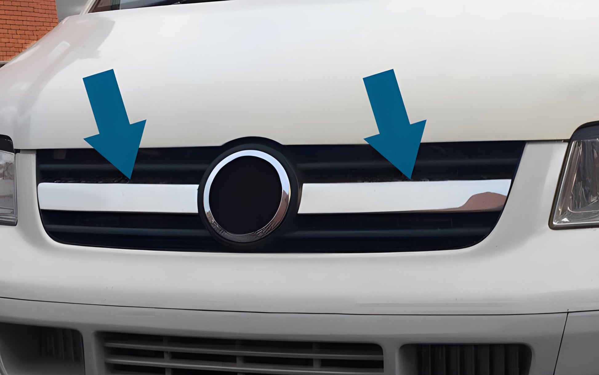 Center Grille Trim Covers (2 pcs, Stainless Steel) for Volkswagen T5 Transporter 2003-2010 - image 6