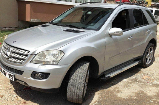 Side sills Allmond Grey (2 EA., alum.) for Mercedes ML W164 - Reelken Auto