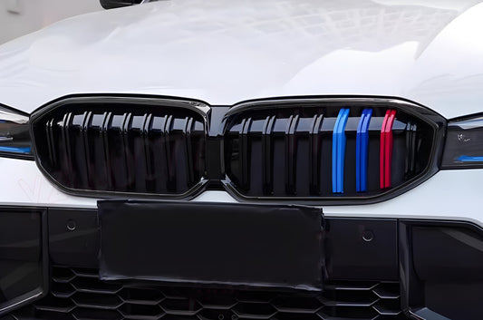 Kidney Grilles 1 Bar (2022+, M-Color) for BMW 3 Series G20/G21 2018- - image 1