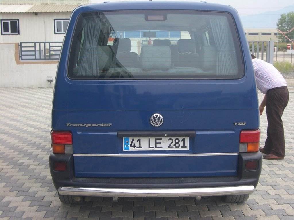 Back arc AK002 (stainless) for Volkswagen T4 Transporter - Reelken Auto