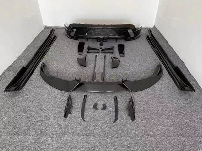 A set of body kits for Porsche Taycan - Reelken Auto