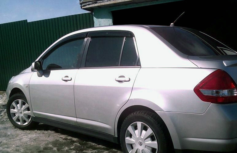 Window Deflectors SD (4 pcs, HIC) for Nissan Tiida 2004-2011 - image 1