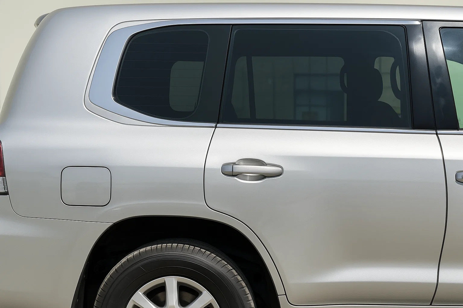 Chrome Window Trim Design LC300 (Stainless Steel) for Toyota Land Cruiser 200 2007-2021 - image 2