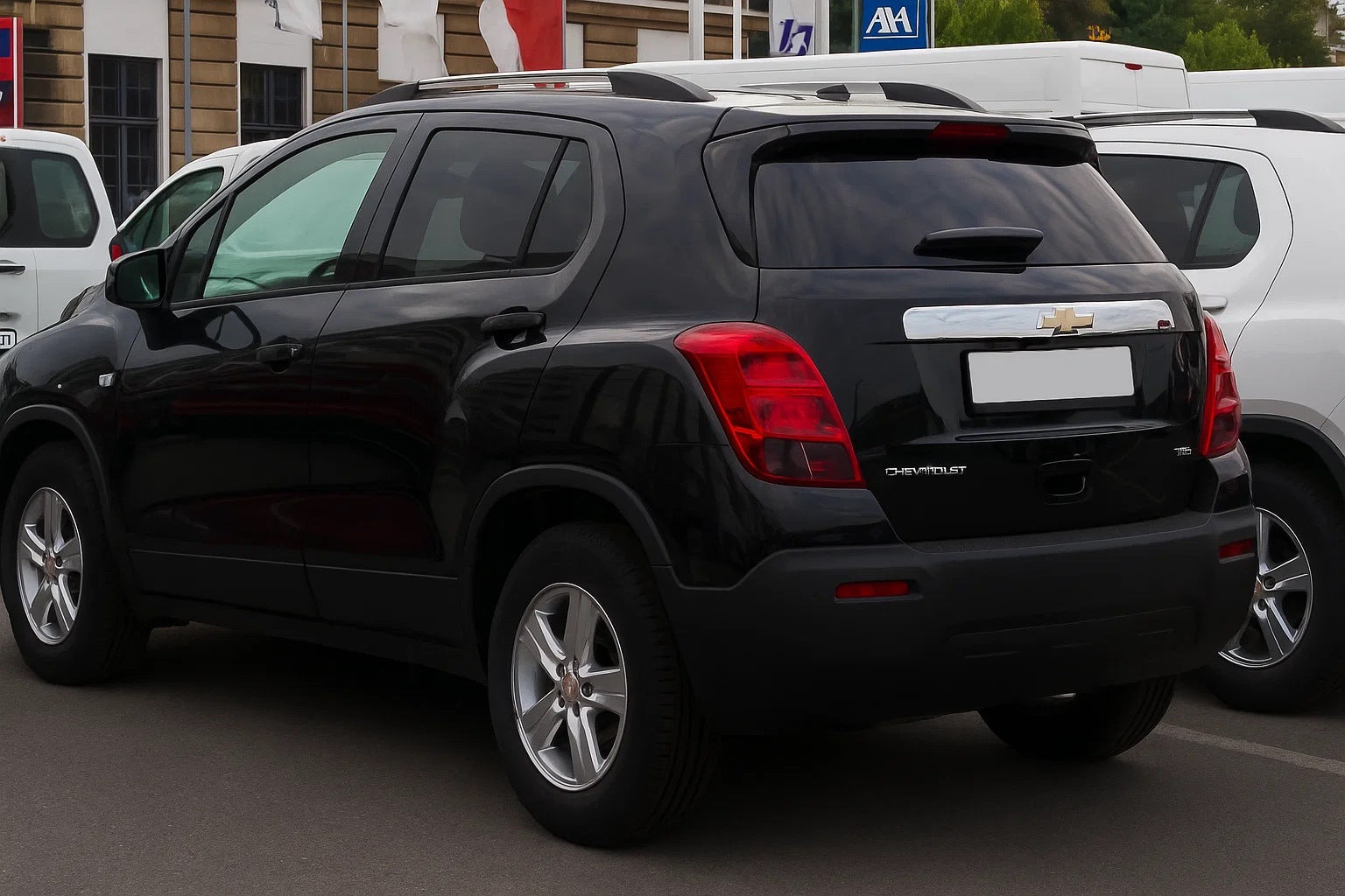 Chrome trim above license plate Libao (ABS) for Chevrolet Trax 2012-2023 - image 1