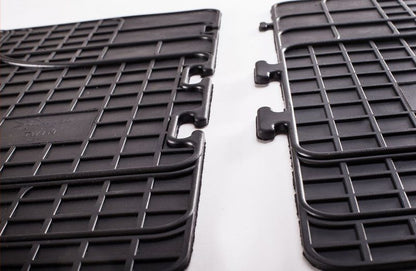 Rear Rubber Floor Mats (2 pcs, Stingray Premium) for Nissan NV400 2010-2024 - image 7