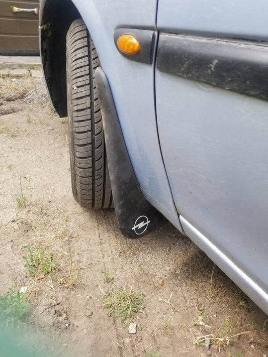 Premium Front Mud Flaps (1995-1999, 2 pcs) for Opel Vectra B 1995-2002 - image 1