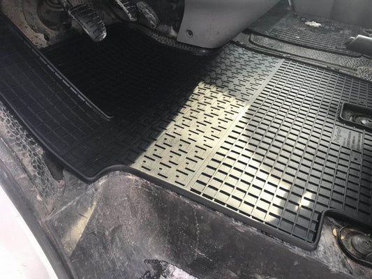 Rubber mats (2 pieces, Interplast) for Nissan Primastar 2002-2014 - Reelken Auto