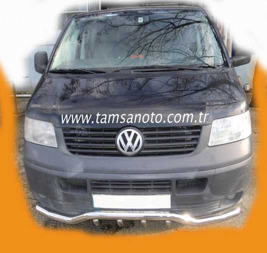 The lower lip is a wave-grill ST007-1 (stainless steel) for Volkswagen T5 Transporter 2003-2010 - Reelken Auto