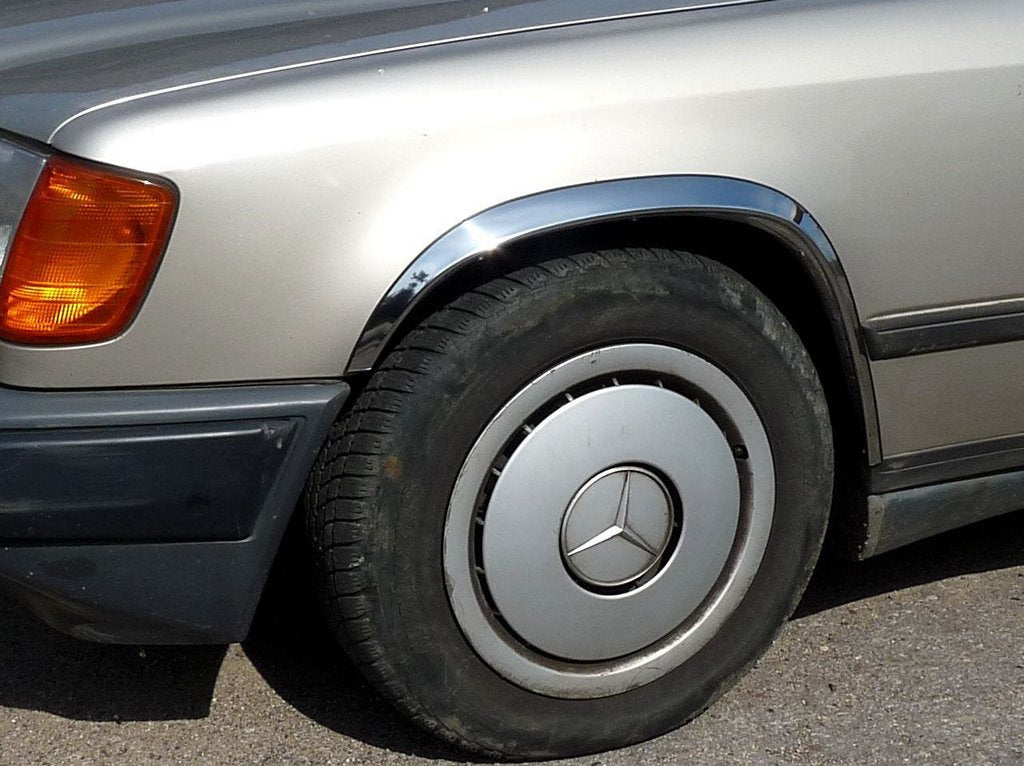 Fender flares 1985-1989 (4 pcs, stainless steel) for Mercedes E-сlass W124 1984-1997 - image 1