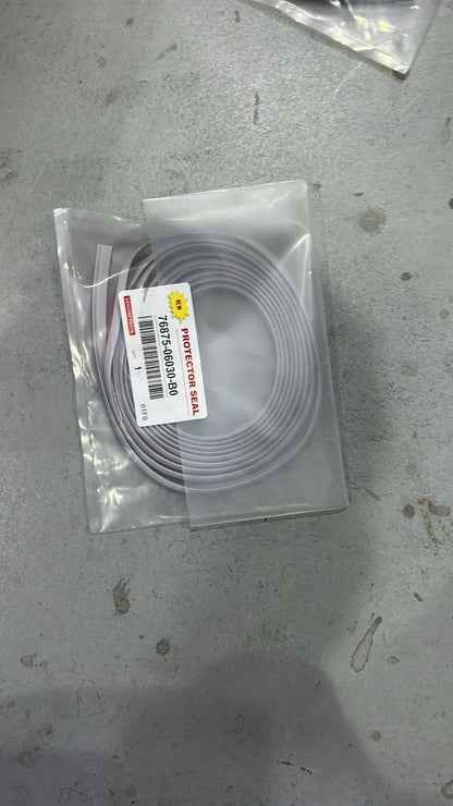 Seal for body kits (3 meters) for Toyota Land Cruiser 200 2007-2021 - image 1