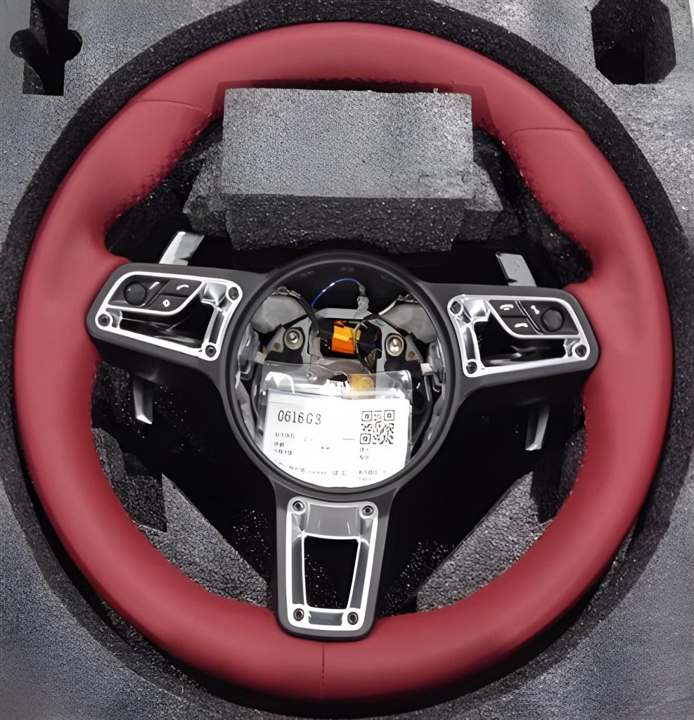 Steering Wheel (2012-2014, Red) for Porsche 911 (991) 2011–2019 - image 1