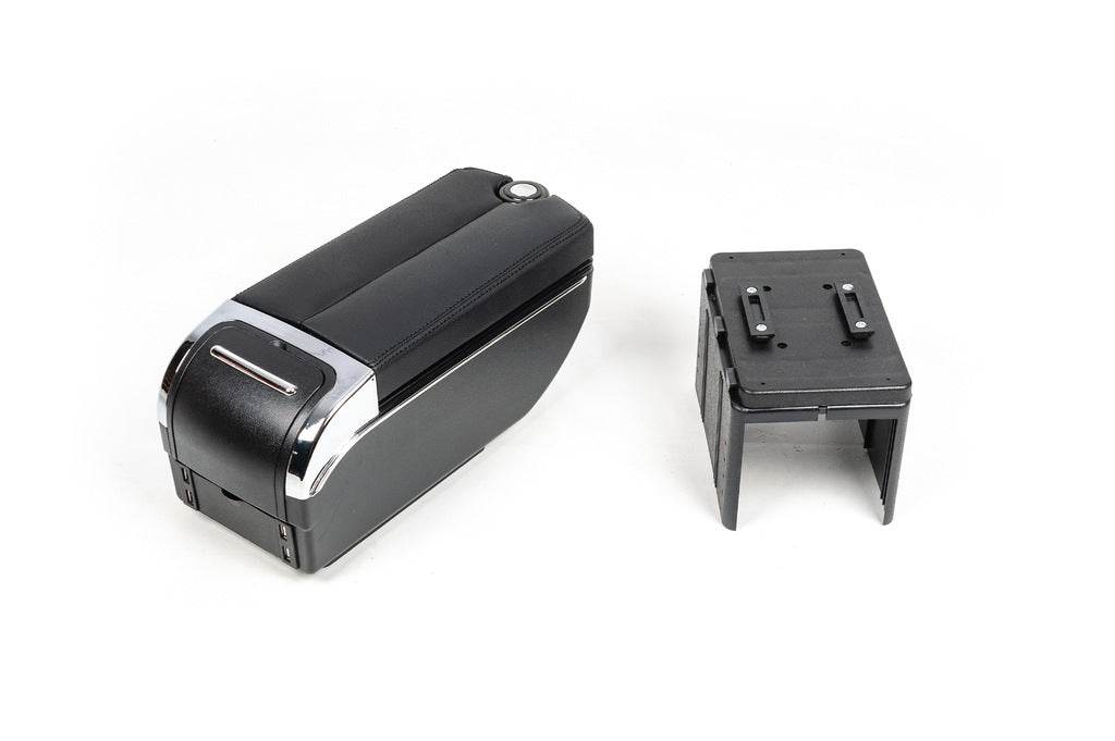 Universal armrest with USB (black) - Reelken Auto