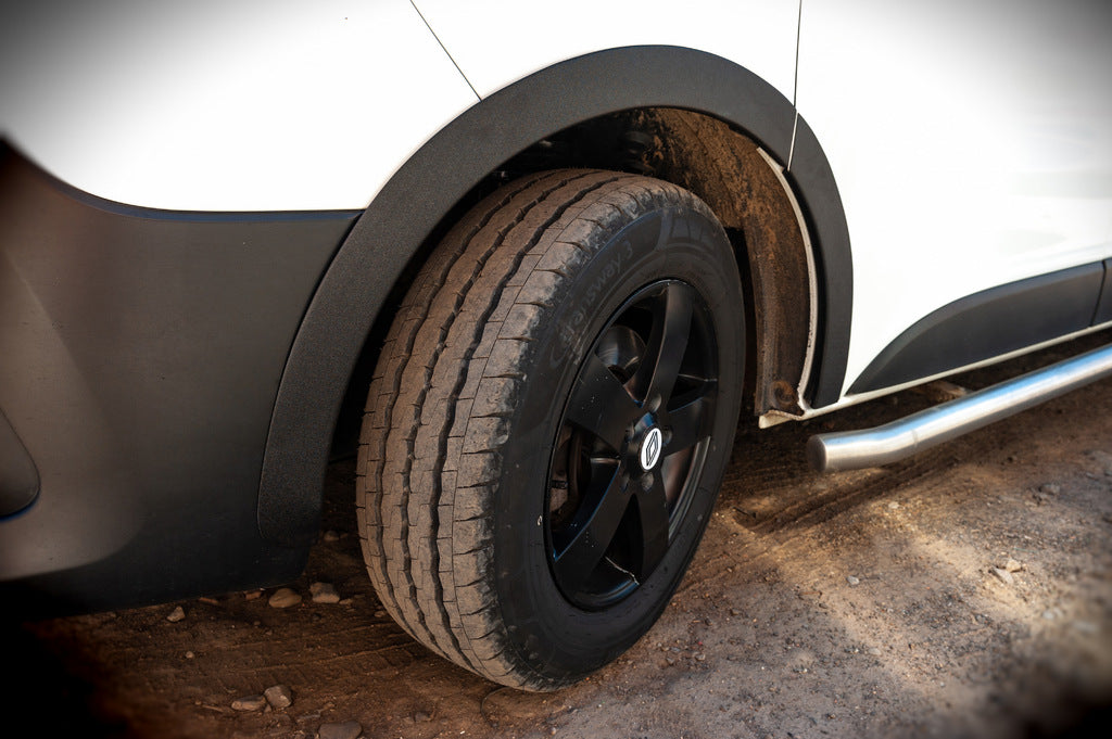 Fender flares (6 pcs, black, ABS) for Renault Trafic 2015- - image 1