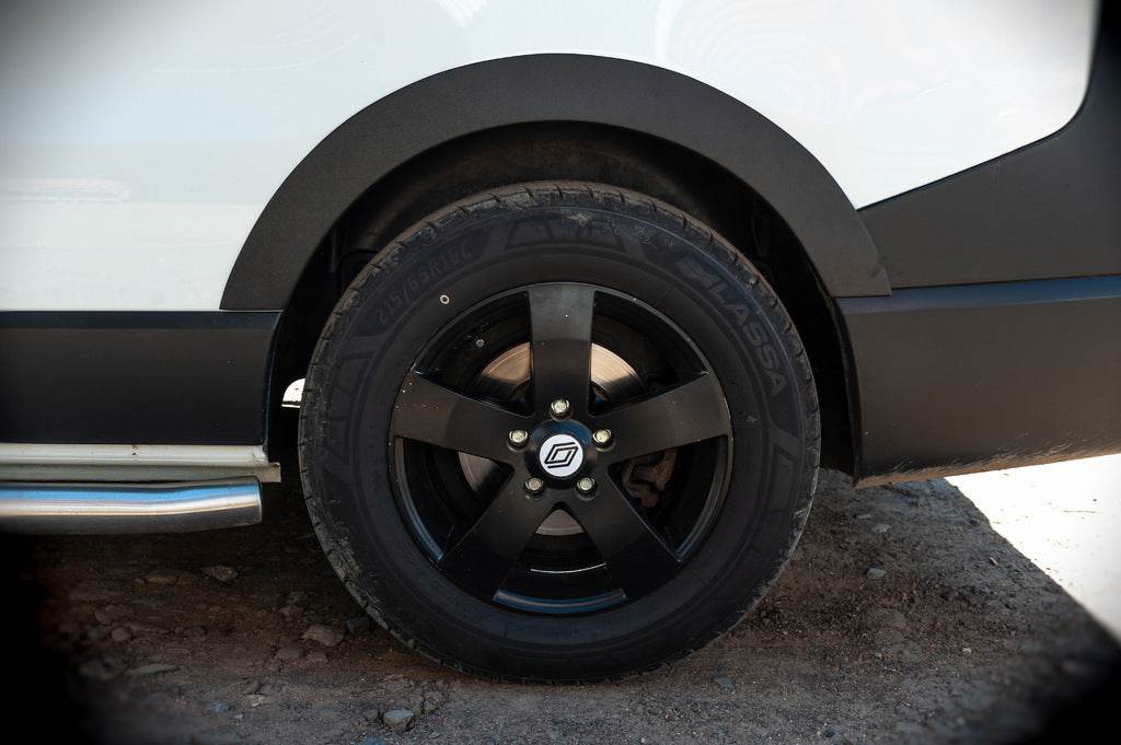 Arches (6 pcs, black, ABS) for Nissan NV300/Primastar 2016 - Reelken Auto