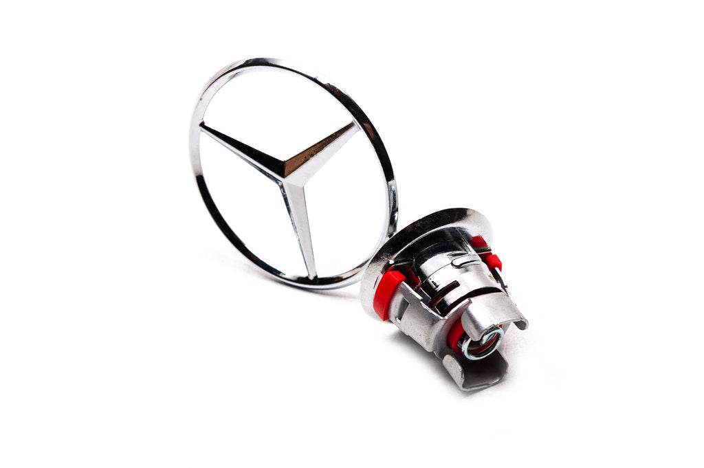 Sight emblem without inscription (for E-class) for Mercedes E-class W124 1984-1997 - Reelken Auto