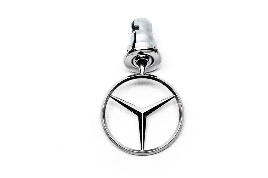 Sight emblem for Mercedes W123 - Reelken Auto