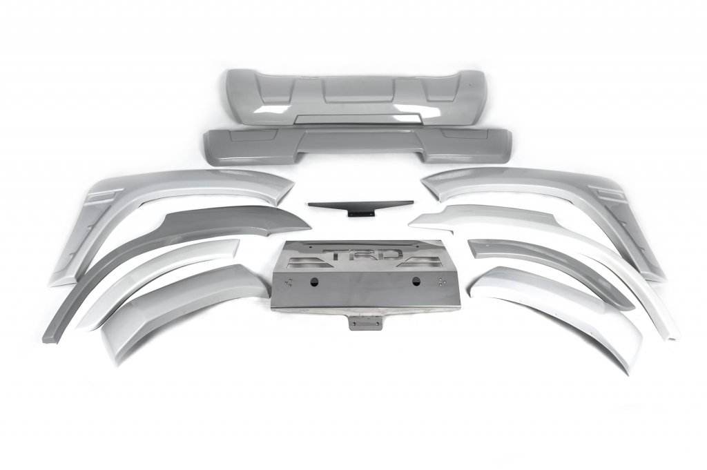Arch Extender Kit (2016+) for Toyota Land Cruiser 200 - Reelken Auto