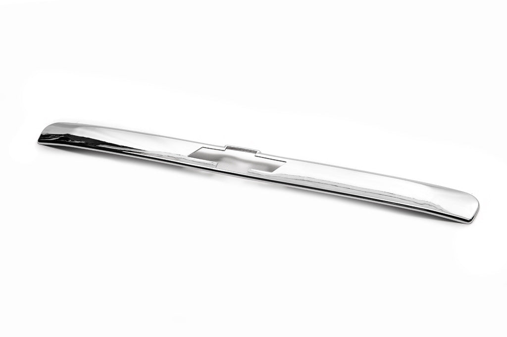 Chrome trim above license plate Libao (ABS) for Chevrolet Trax 2012-2023 - image 2
