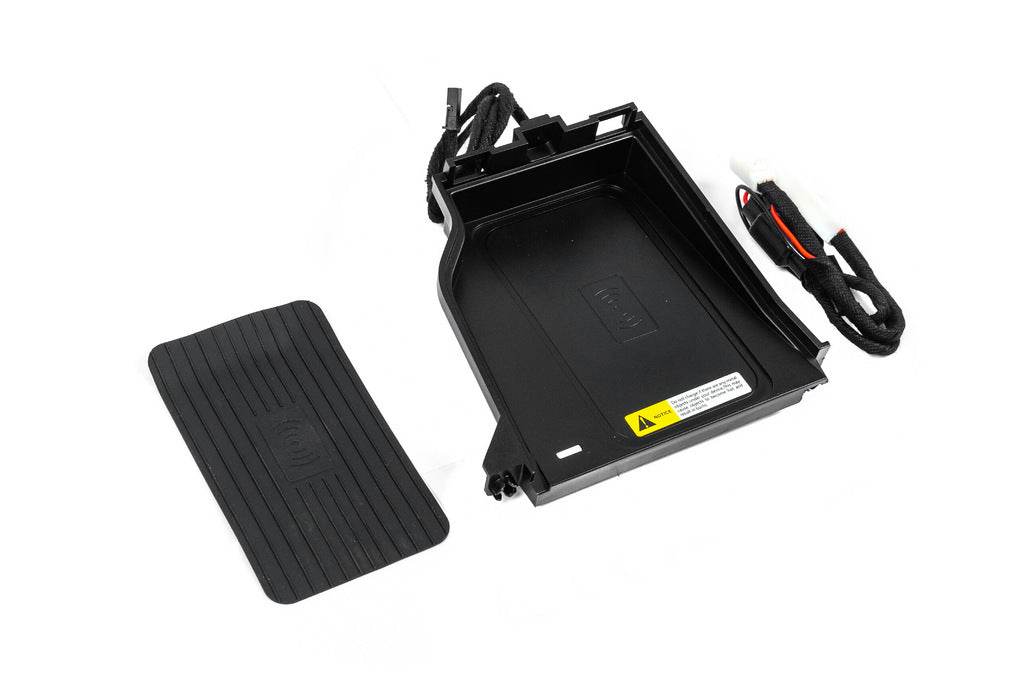 Wireless phone charging kit (2015+) for Toyota Land Cruiser 200 - Reelken Auto