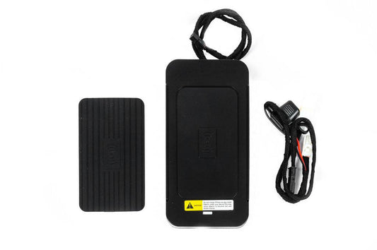 Wireless phone charging kit (2007-2015) for Toyota Land Cruiser 200 - Reelken Auto