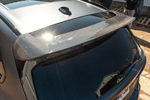 Rear window spoiler V3 (Natural carbon) for BMW X5 G05 2019- - image 1
