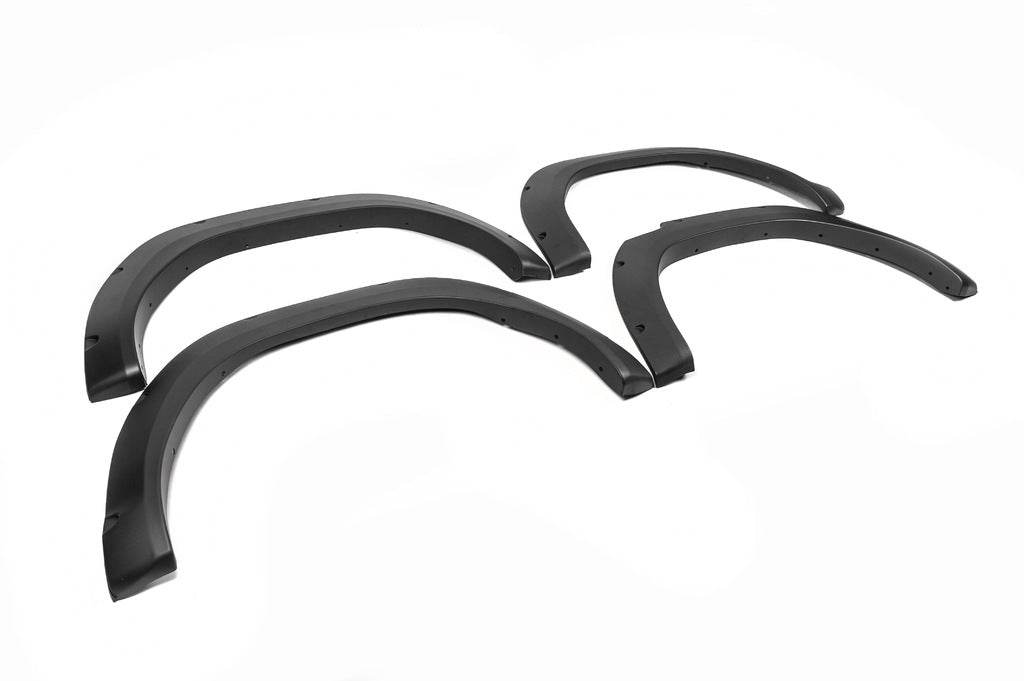 Wheel arch extensions (2015-2020, ABS, standard) for Toyota Hilux 2015↗ - Reelken Auto