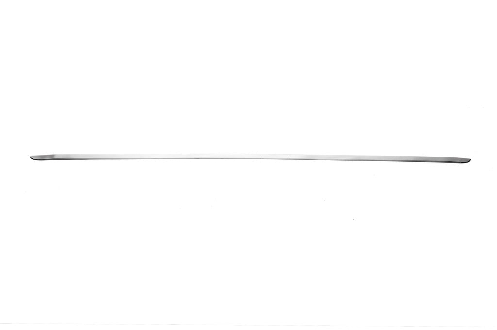 The edge of the trunk lid for Volkswagen Touareg 2002-2010 - image 2