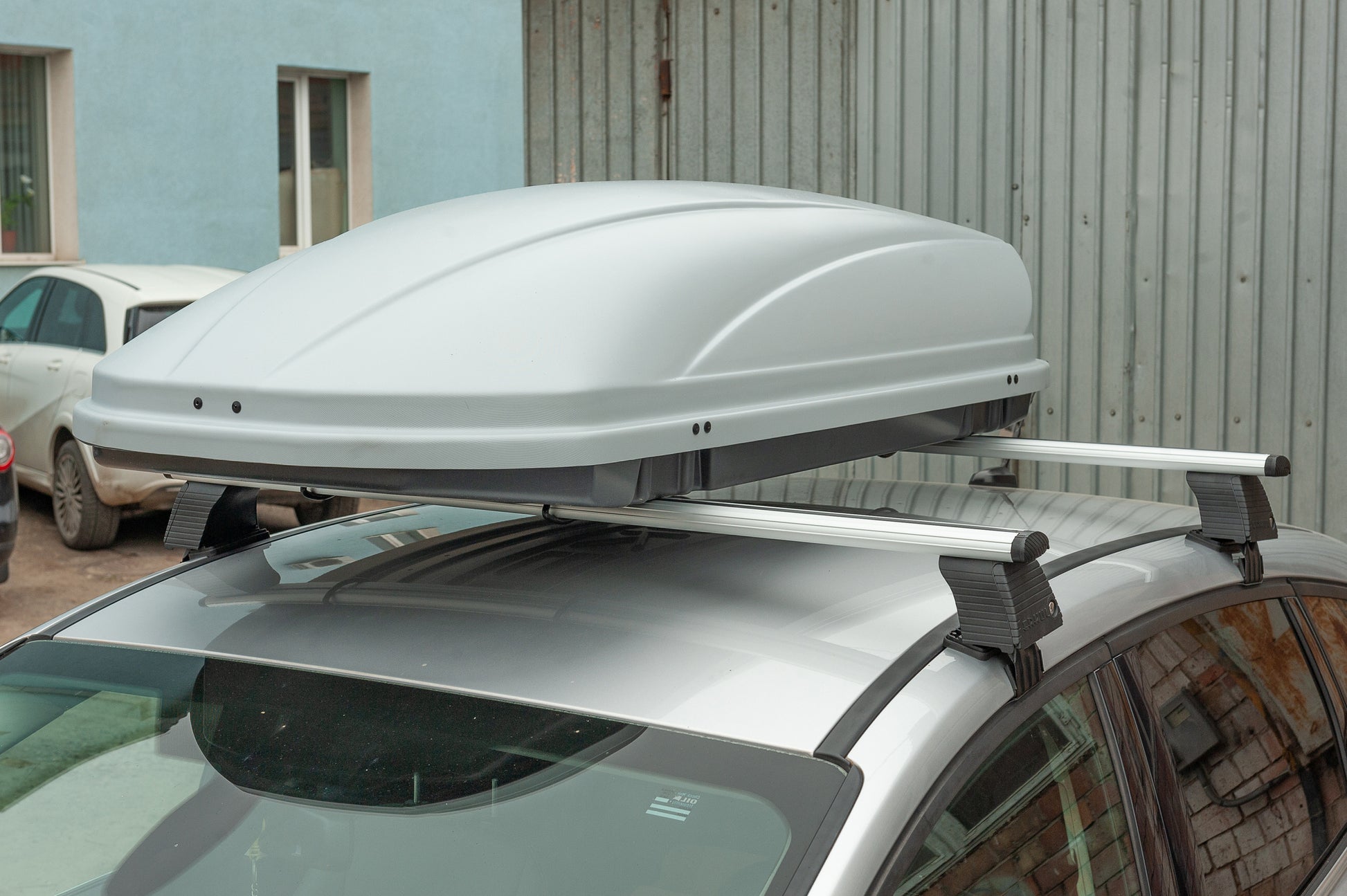 Roof box Niken grey (450 L) - image 14