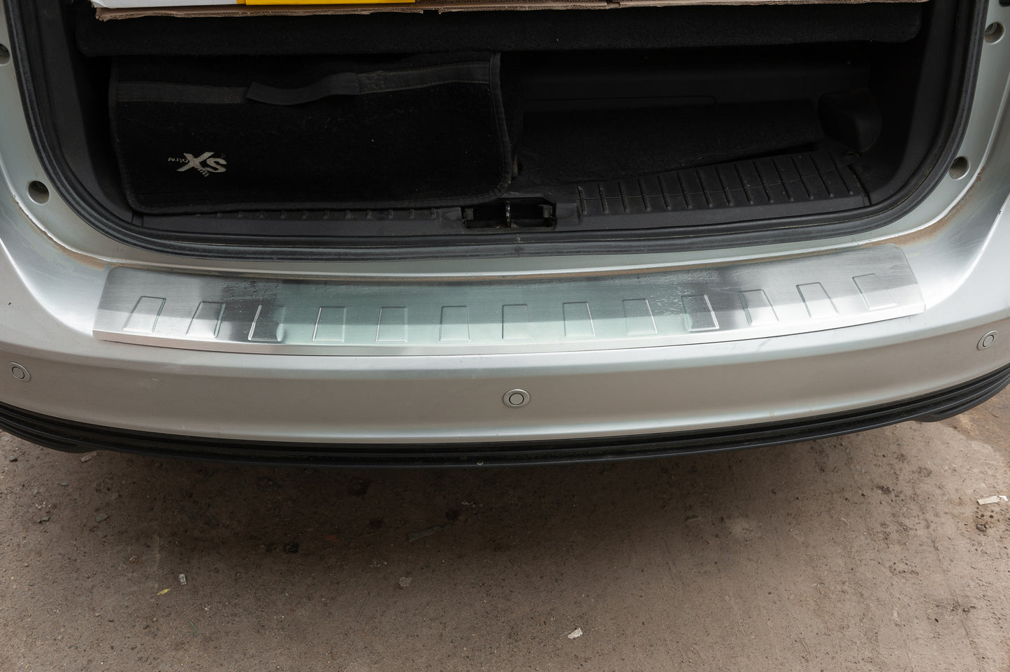 Rear Bumper Protector OmsaLine (Stainless Steel) for Ford C-Max/Grand C-Max 2010-2019 - image 5