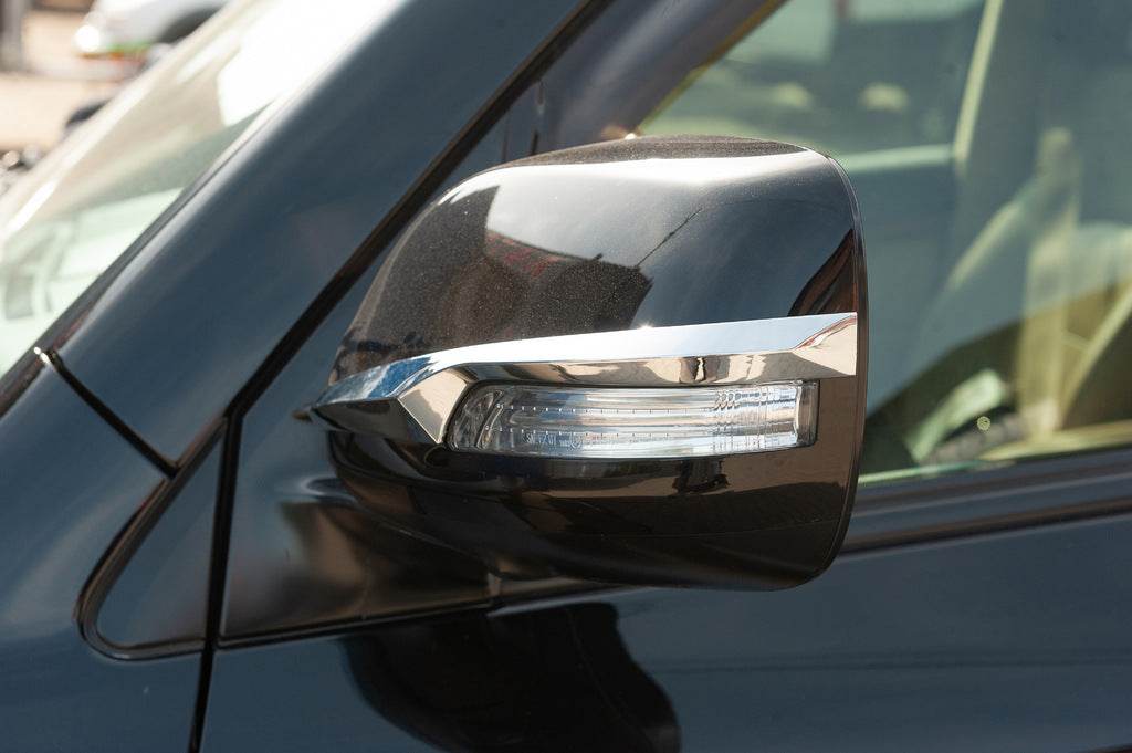 Strips on mirrors (2 piece, chrome) for Toyota Land Cruiser Prado 150 - Reelken Auto