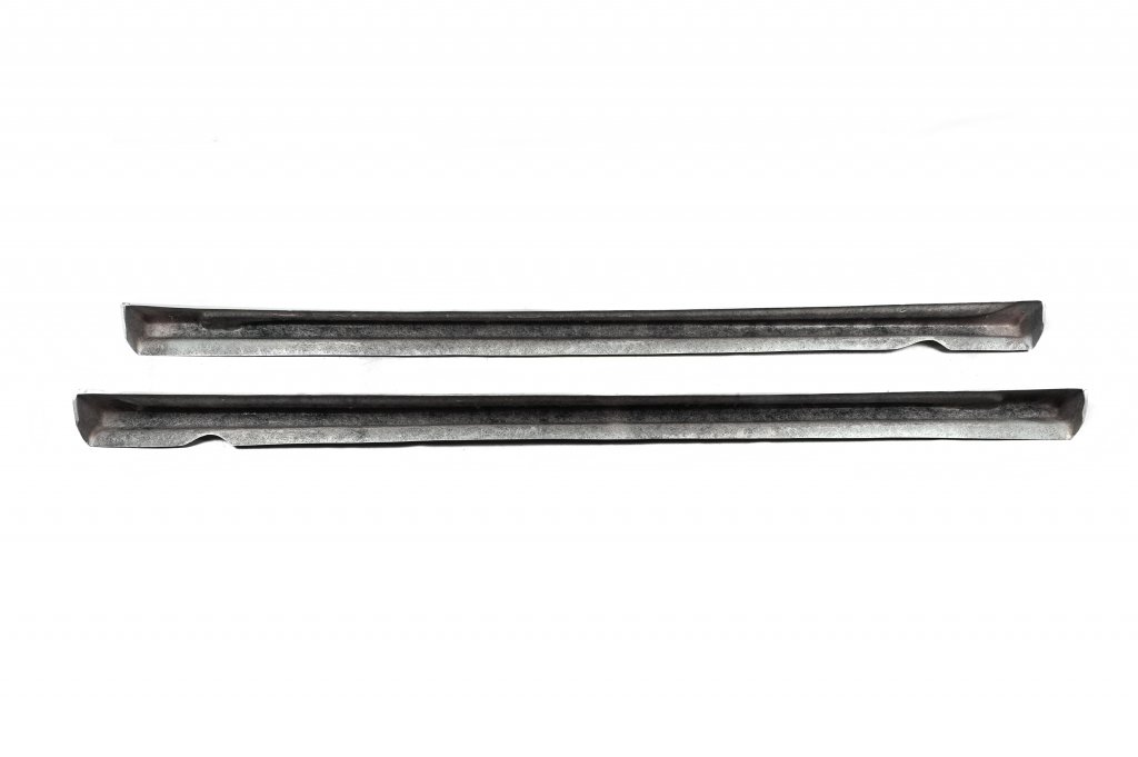 Side Skirts V-2 (primed for painting) for Volkswagen T5 Multivan 2003–2010 - image 4