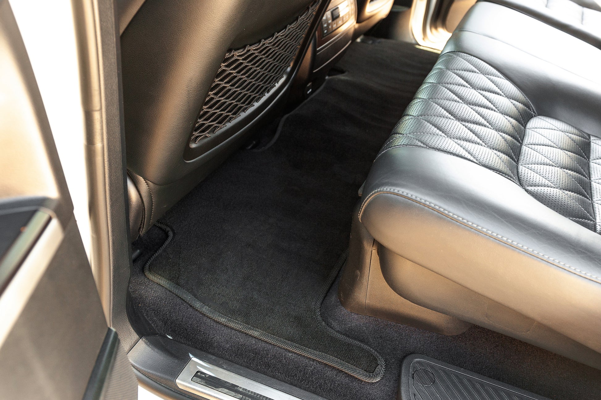 Textile Floor Mats Classic V-2 (2012-2021, Black) for Toyota Land Cruiser 200 2007-2021 - image 3