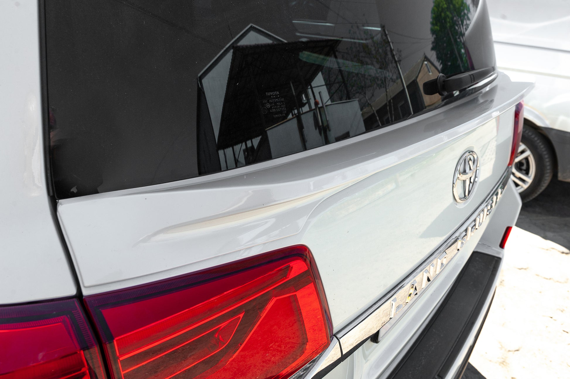 WALD Rear Spoiler (lower, 2016-2021) for Toyota Land Cruiser 200 2007-2021 - image 19
