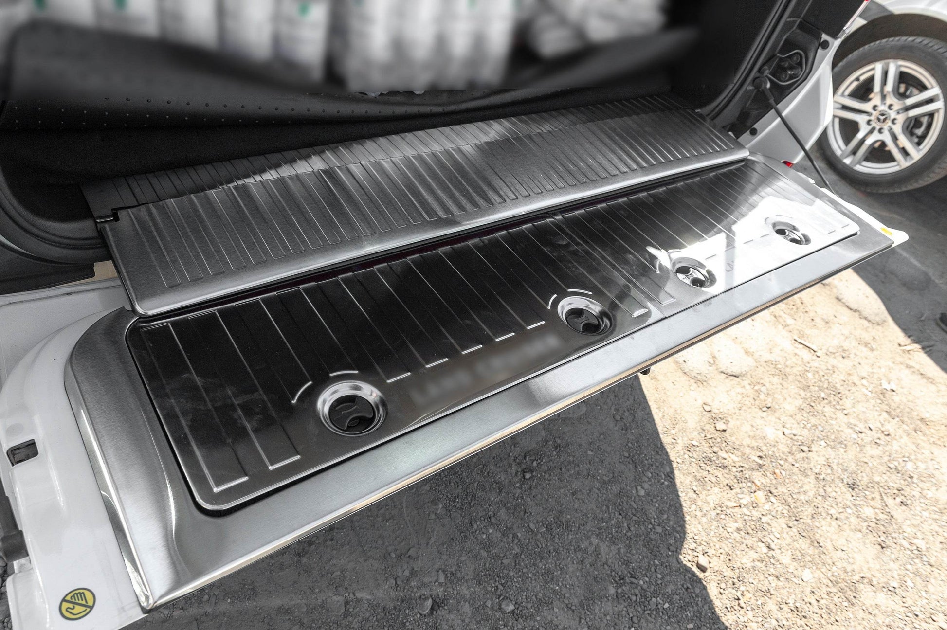 Set of inserts in the trunk (stainless steel) for Toyota Land Cruiser 200 - Reelken Auto