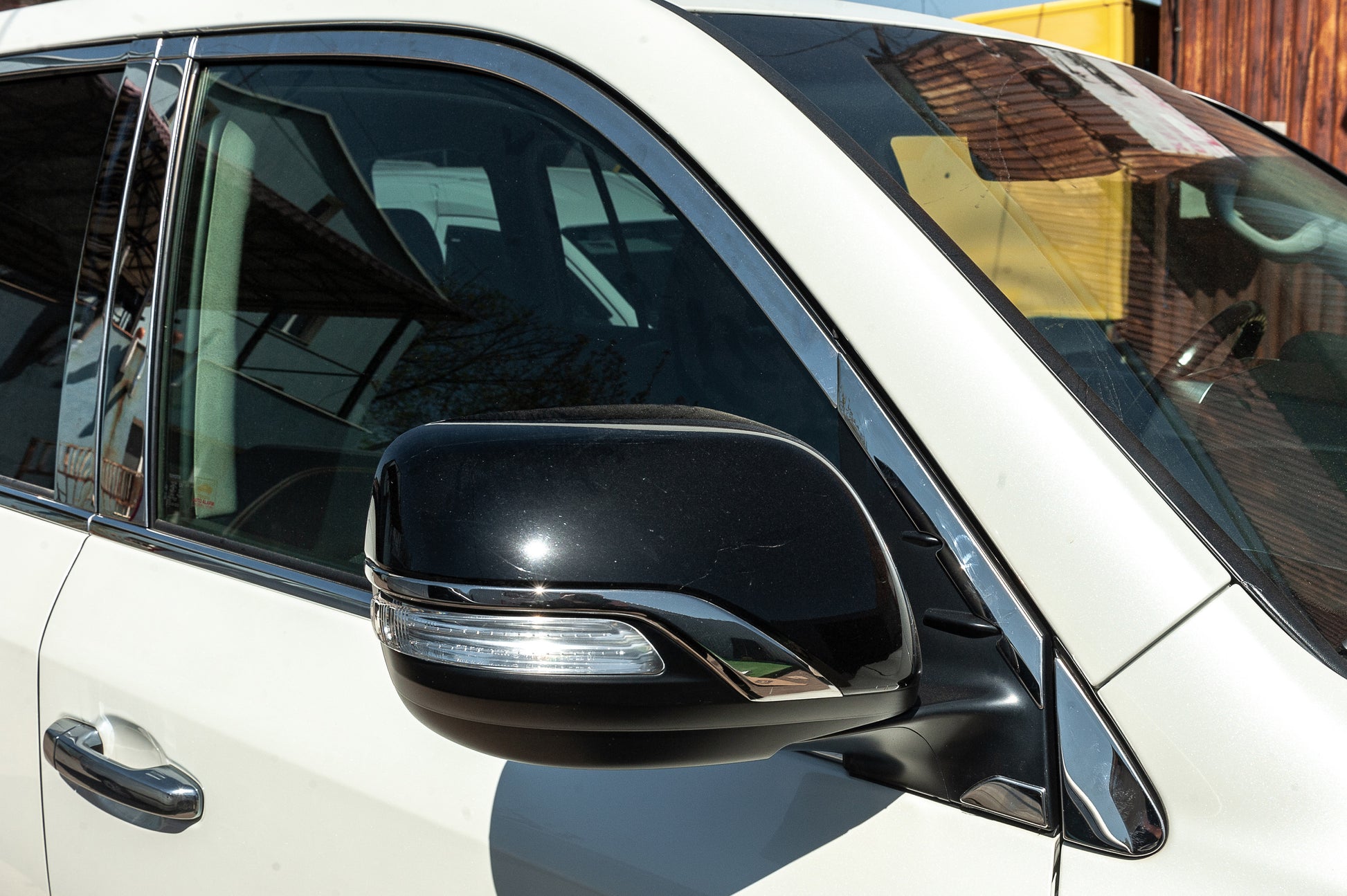 Full Window Trim and Pillar Covers Stainless Steel for Toyota Land Cruiser 200 2007-2021 - image 10