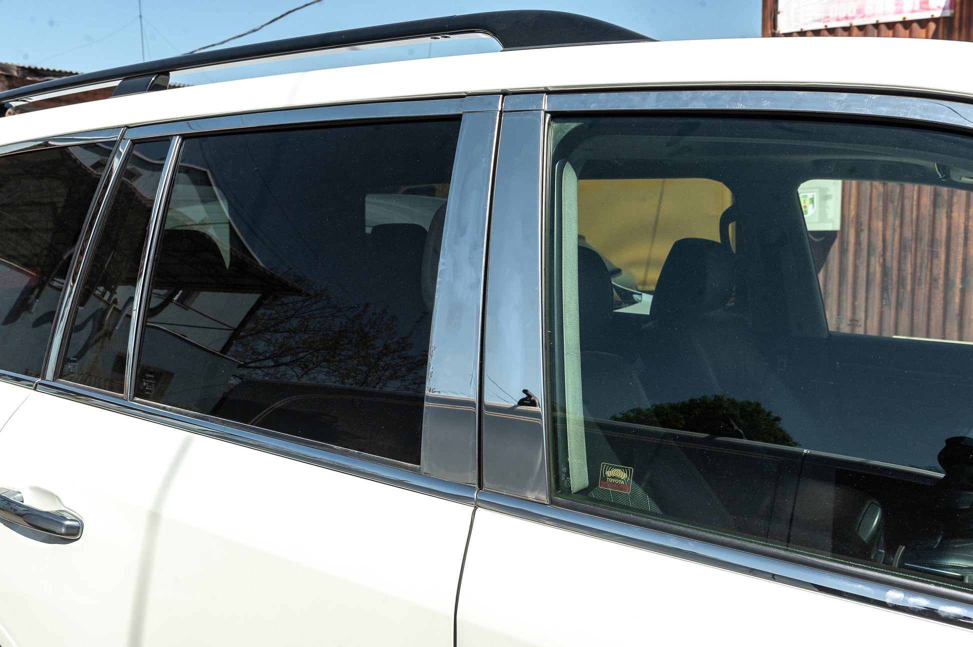 Full Window Trim and Pillar Covers Stainless Steel for Toyota Land Cruiser 200 2007-2021 - image 11