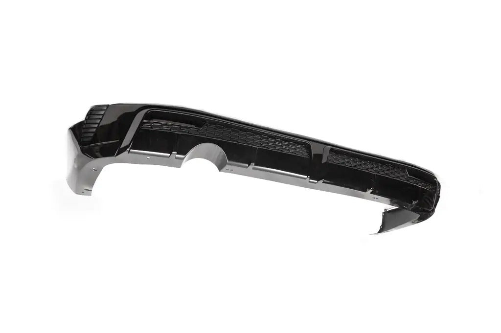 Rear Bumper Cover GXR for Toyota Land Cruiser 300 2021- - image 5