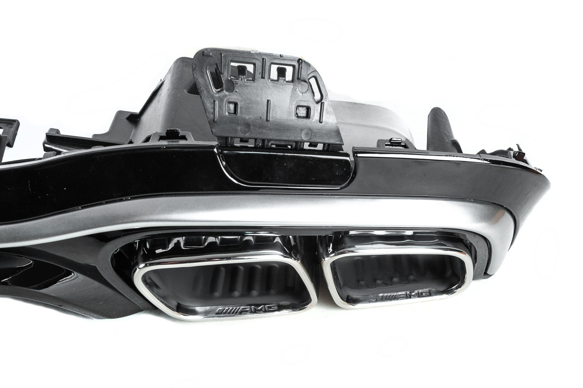 The 2024 AMG E63 restyling kit for Mercedes E-class W213 2016-2023 - image 35