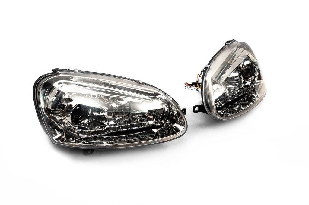 Front optics with LED lights Silver (2 pcs) for Volkswagen Golf 5 - Reelken Auto