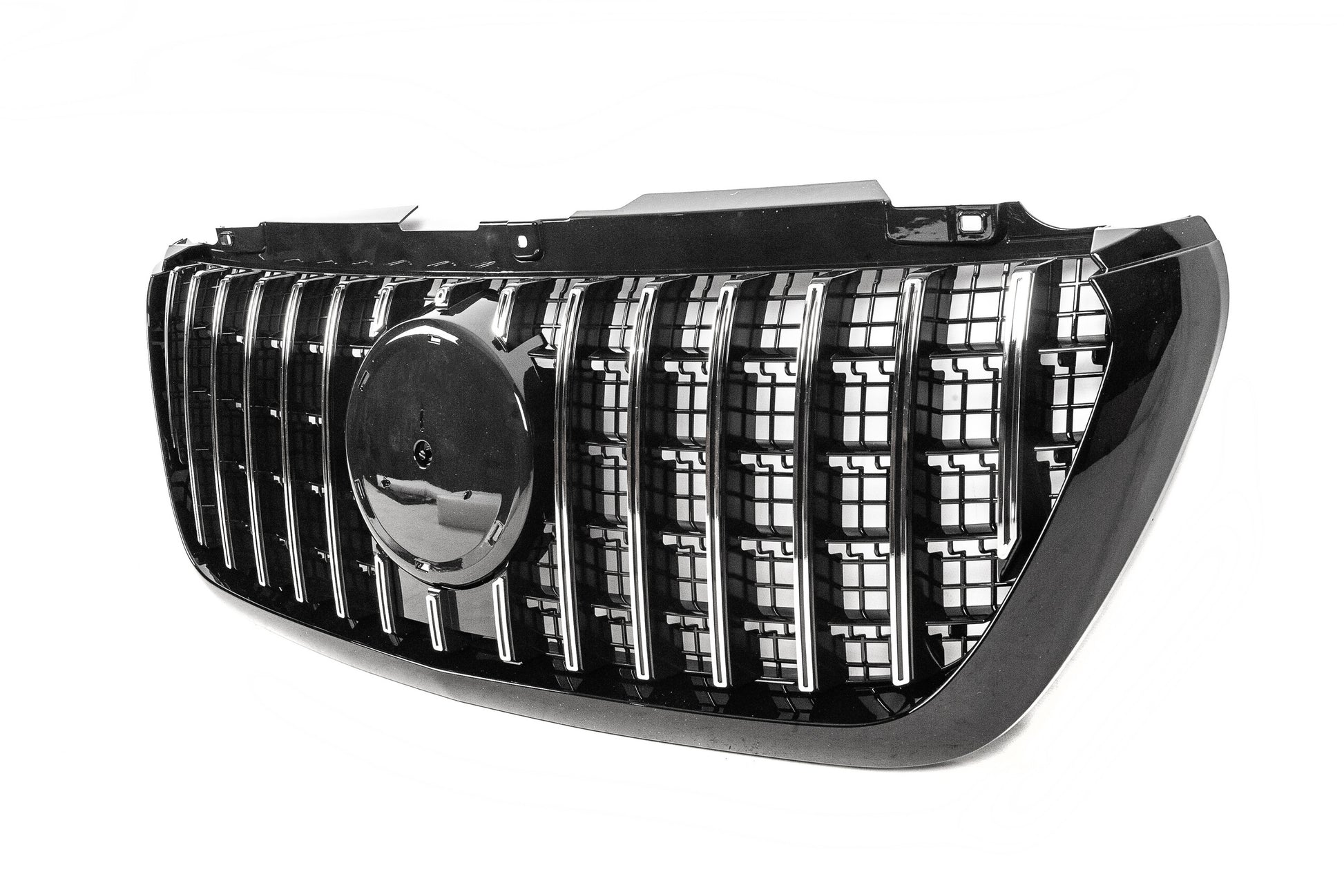 Front Grille Panamericana GT Chrome Premium V2 (With Frame) for Mercedes Sprinter W907/W910 2018- - image 4