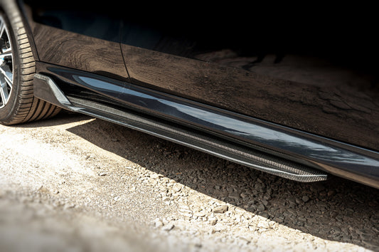 Door sills Carbon V3 (Natural Carbon) for BMW X5 G05 2019- - image 1