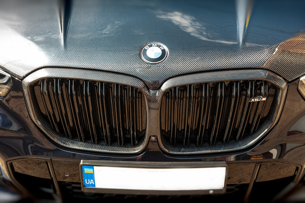 M-Look V1 nostrils (2018-2022, carbon) for BMW X5 G05 2019- - image 2