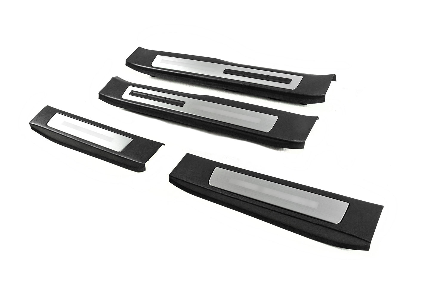 Illuminated door sill plates (4 pcs) for Toyota Land Cruiser 300 2021- - image 1