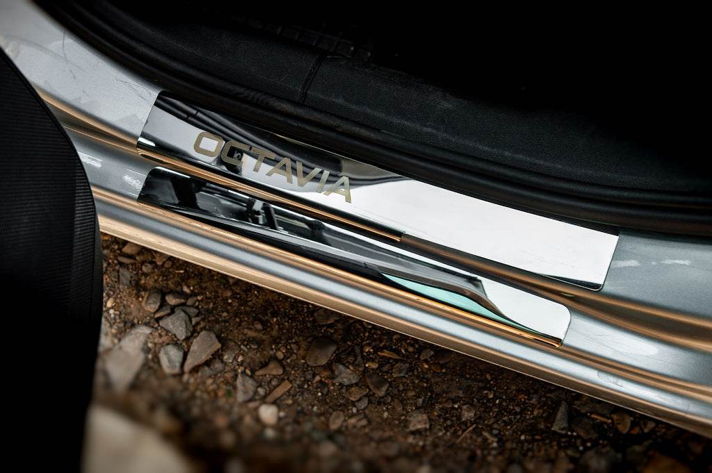 Door sill plates Carmos V1 (8 pcs., stainless steel) for Skoda Octavia III A7 2013-2019 - Reelken Auto
